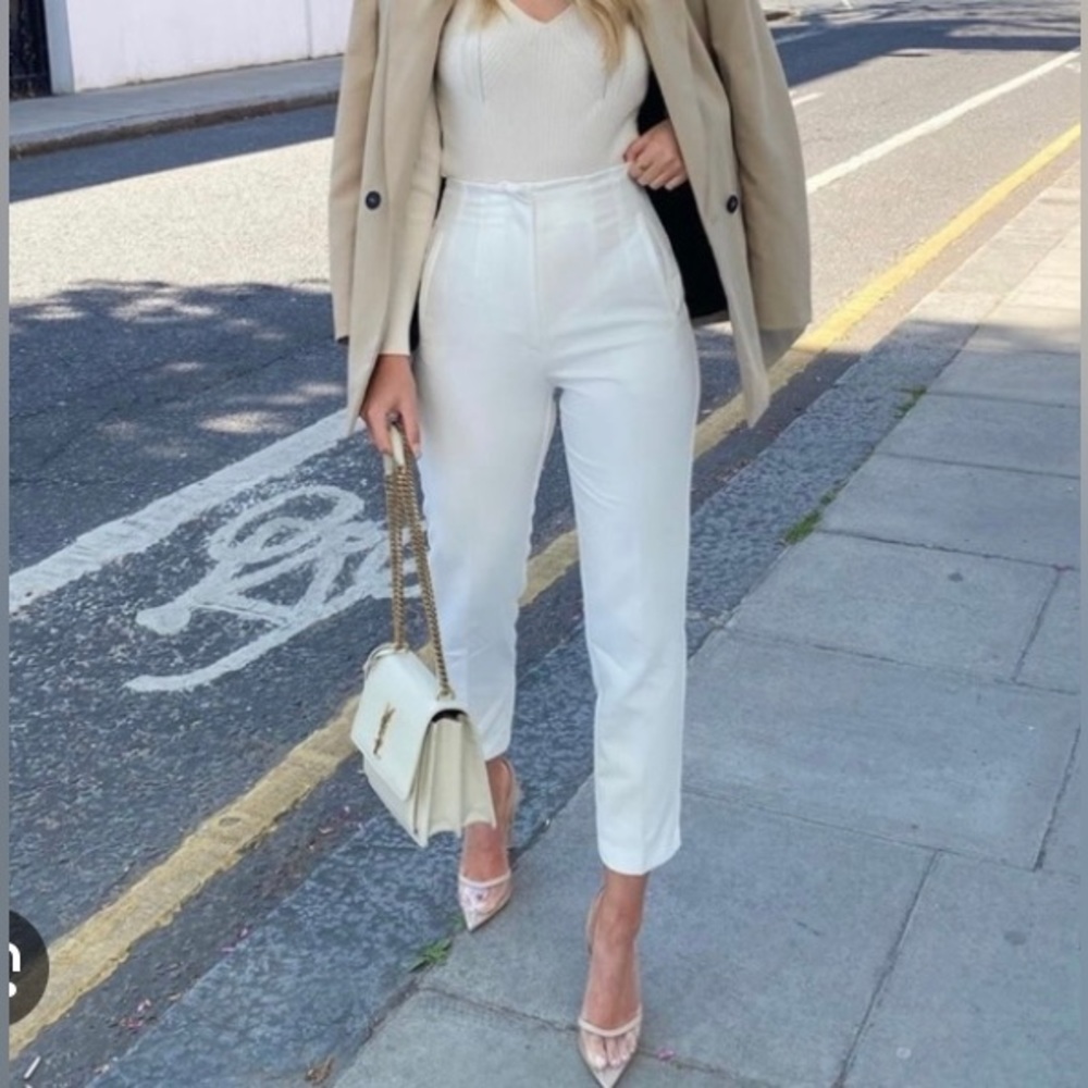 Zara High Waisted pants in Oyster White XS